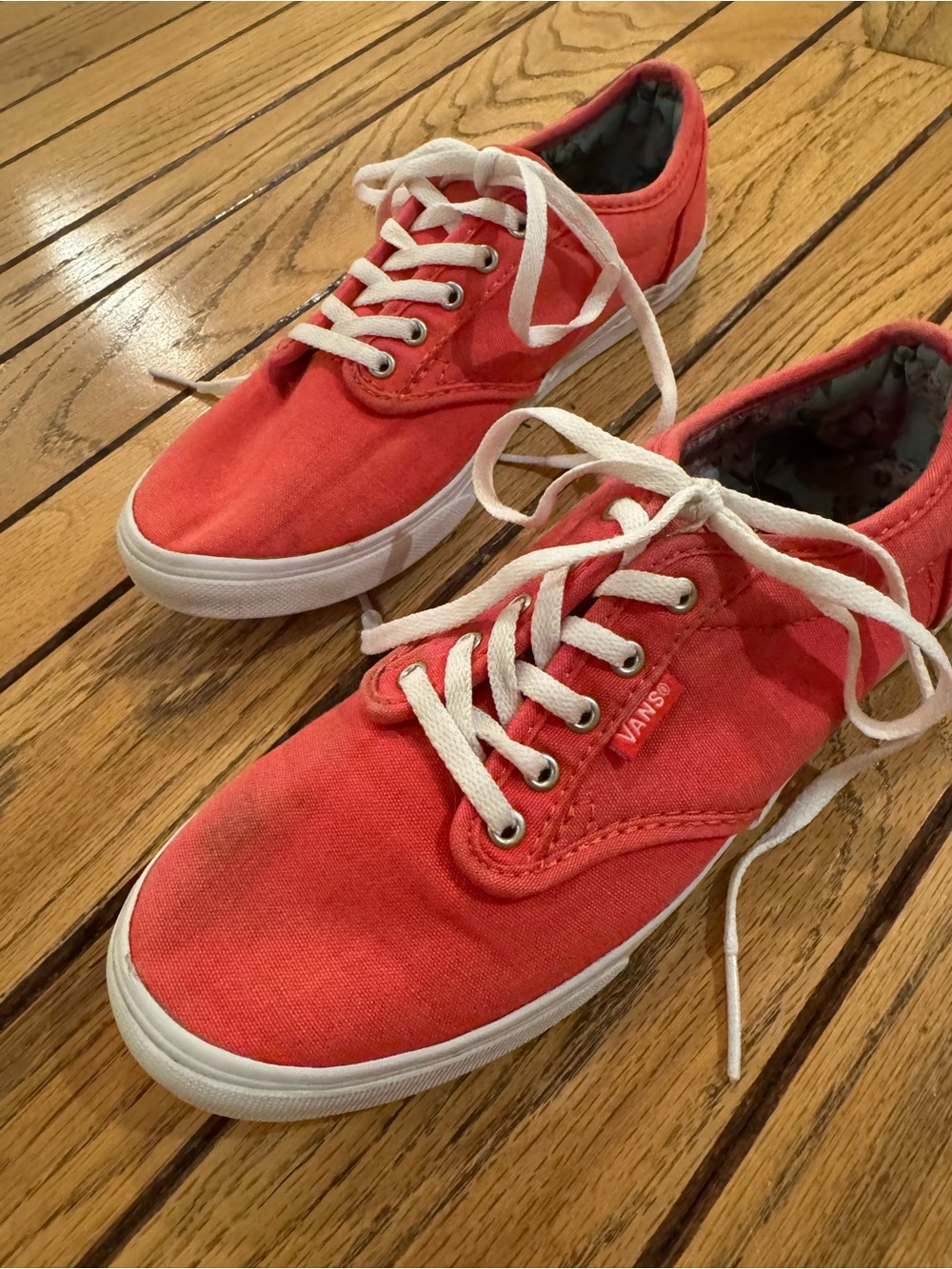 Vans Coral Red Canvas Sneakers with White Laces - Picture 2 of 10